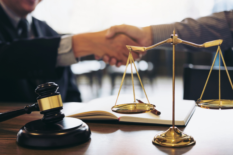 Top Benefits of the Right Lawyer Insurance Coverage in San Francisco